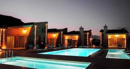 99 Luxury Exotic Villas
