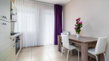 Studio | Living area