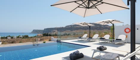 Piscine extérieure