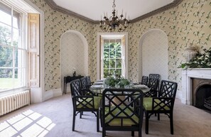 House | Dining