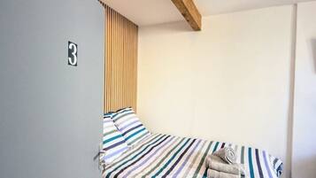 1 chambre, Wi-Fi gratuit, draps fournis