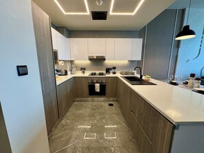 Apartment, 1 Schlafzimmer, Terrasse | Eigene Küche | Mikrowelle