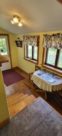 Interior. Pet Friendly • Fenced Yard • Hot Tub • Romantic