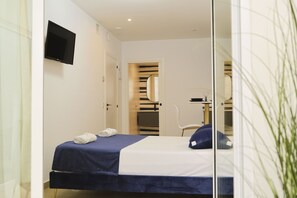 1 bedroom, iron/ironing board, WiFi, bed sheets - Forata lofts, Room 6 (Valencia)