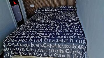 2 bedrooms, free WiFi, bed sheets, wheelchair access