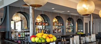Albion Hotel