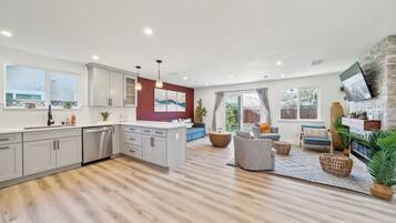 Rumah, 5 kamar tidur | Interior