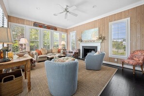 House, 5 Bedrooms | Living area - Adrift at DeBordieu Colony (Georgetown)