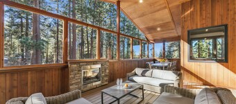 Mountain Majesty: Lake Views, 10-Bedroom, Pool