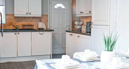 Humble Home NE - Short & Long stay or Contractors 1