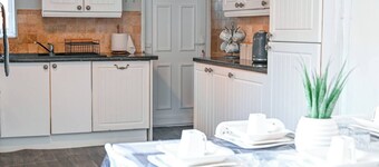 Humble Home NE - Short & Long stay or Contractors 1