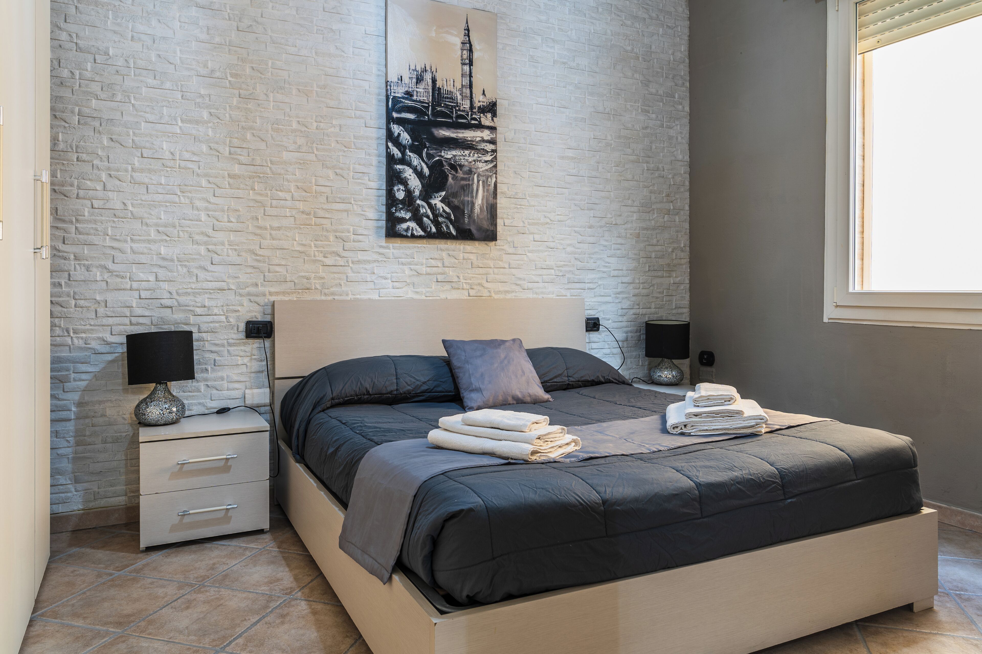 2 Schlafzimmer, Schreibtisch, Bügeleisen/Bügelbrett, kostenloses WLAN