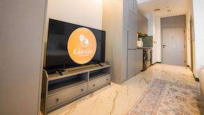 Interior detail - Easygo- Stylish STU Mag EYE (Dubai)