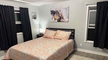 3 quartos, escrivaninha, berço de viagem, Wi-Fi