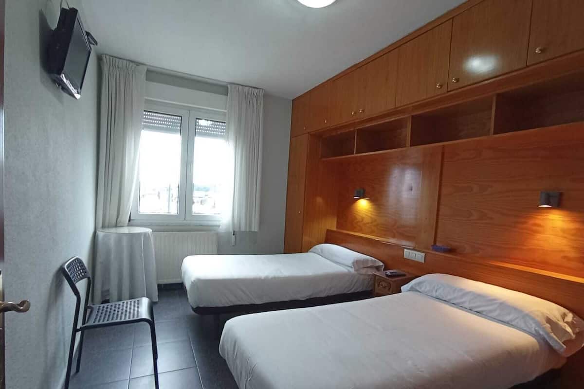 Standard Double or Twin Room | Soundproofing, free WiFi