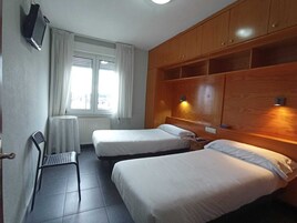 Standard Double or Twin Room | Soundproofing, free WiFi