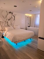 Suite – premium, 1. etasje | 1 soverom og sengetøy av topp kvalitet