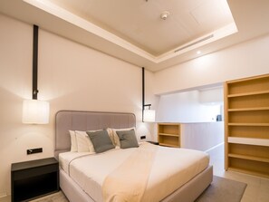 Estudio, acceso a la alberca, frente al mar | Ropa de cama 