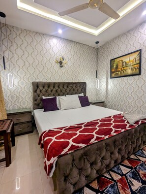 1 bedroom, iron/ironing board, free WiFi, bed sheets