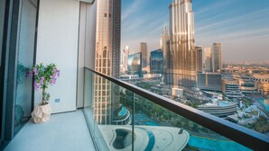 Balcony - Easygo-coreluxury 2bdr Grand Sig (Dubai)