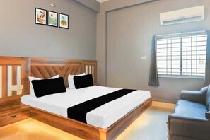 Deluxe Double Room, City View | Desk, laptop workspace, free WiFi - Roomssolution Patna (Patna)