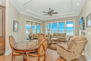 Smart TV, DVD player, offices