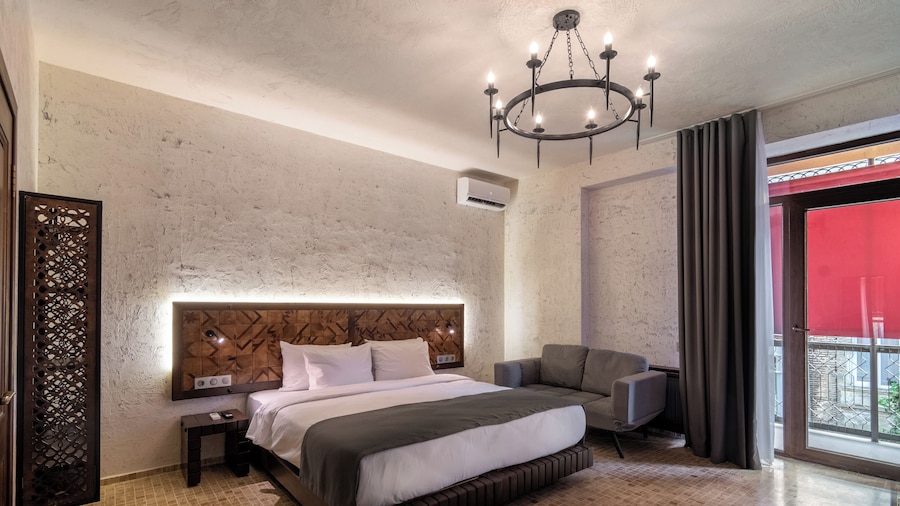 Kazma Boutique Hotel