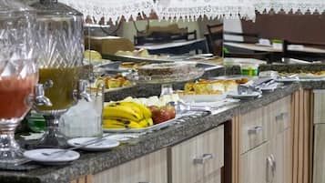 Gratis kontinental frukost varje dag