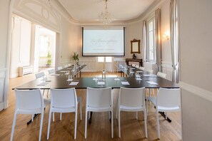 Meeting facility - Château la Beaumetane (Lancon-Provence)