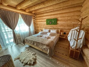 10 chambres, fer et planche à repasser, Wi-Fi, draps fournis