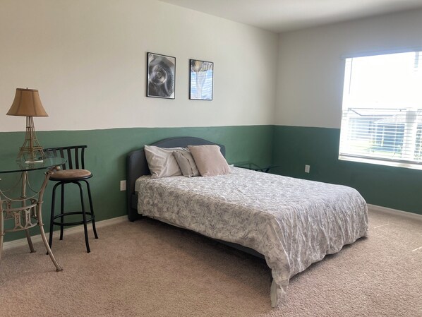 3 bedrooms, WiFi, bed sheets