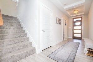 Interior - Spacious and cozy 4-bedroom house with WiFi and AC in phenomenal Dallas (Dallas)