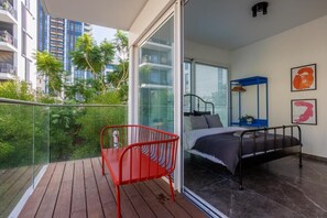 2 Schlafzimmer, Schreibtisch, Bügeleisen/Bügelbrett, WLAN