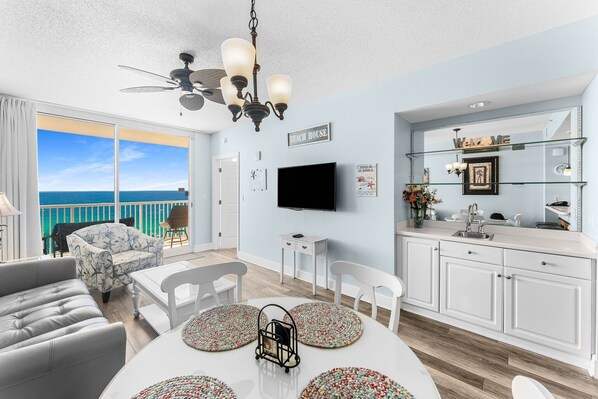 Condo, Multiple Beds, Balcony, Beach View (Majestic Bliss) | Interior
