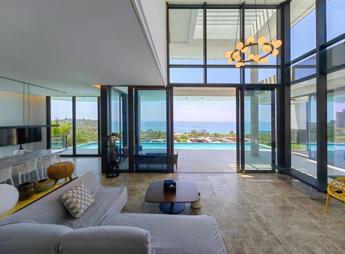 Diamond beach OceanView Villa