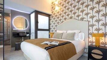 3 chambres, fer et planche à repasser, Wi-Fi, draps fournis