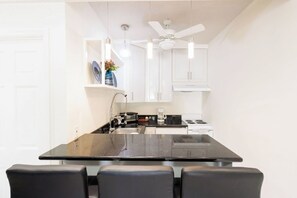 Unclassified image, 2 of 19, button