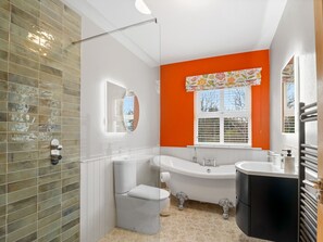 Shower, towels