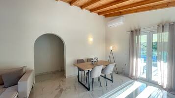 House, Smoking | 2 bedrooms