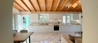 Magellanos Mint House- Kinopiastes