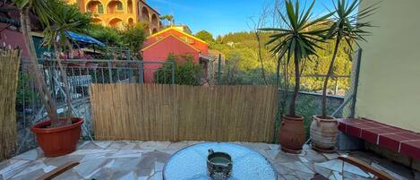 House, Smoking | 2 bedrooms