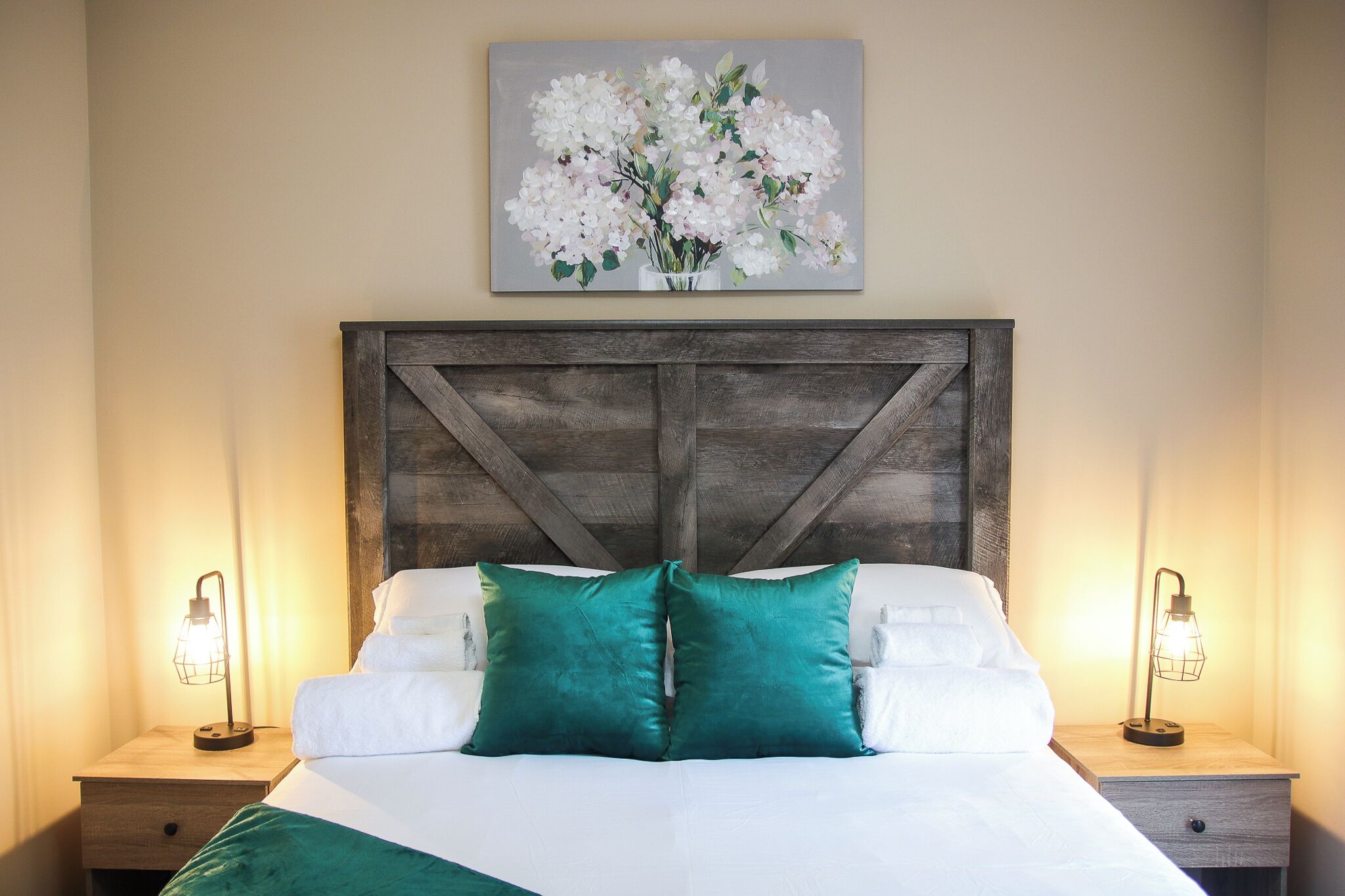 3 chambres, bureau, fer et planche à repasser, Wi-Fi gratuit