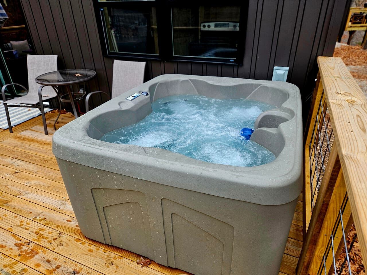 Bain à remous extérieur