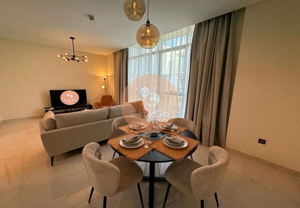 Apartment, 1 Bedroom, 2 Bathrooms | In-room dining - Easygo-stylish 1bdr Polo Res Meydan 09 (Dubai)
