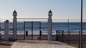 Botón de imagen sin clasificar, 2 de 48
