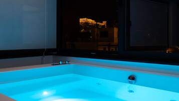 Queen Suite Danfe | City view