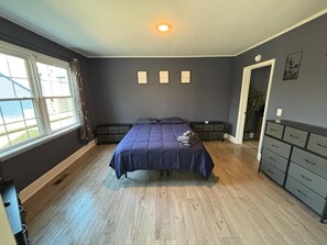 5 bedrooms, WiFi, bed sheets - The Salty Dog (Conway)