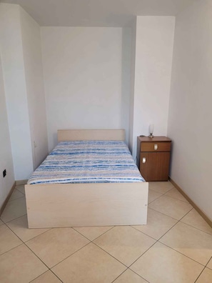 2 Schlafzimmer, Bügeleisen/Bügelbrett, Reisekinderbett, Internetzugang