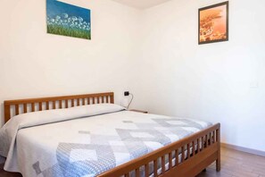 2 Schlafzimmer, Bügeleisen/Bügelbrett, Reisekinderbett, Internetzugang