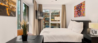 Central apartment between train station and city center